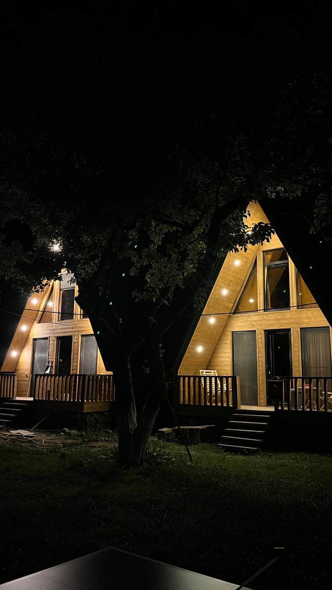 Garden House Местія Екстер'єр фото